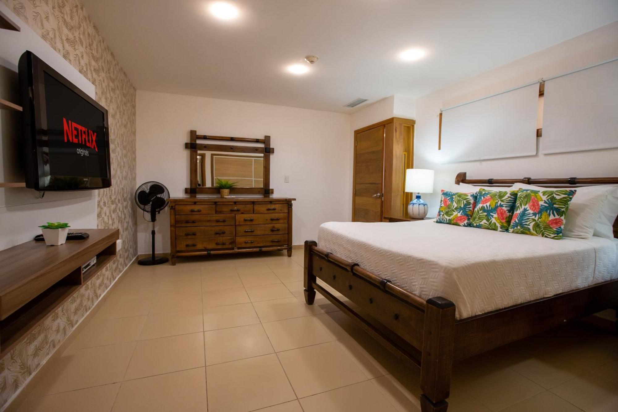 Marbella Juan Dolio Beachfront Экстерьер фото